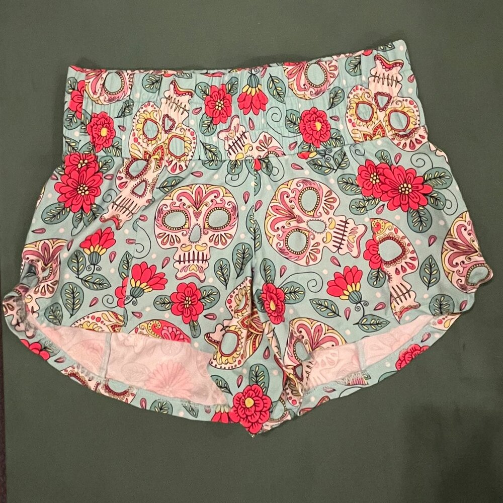 Day of the Dead Floral Print Daybreak Shorts